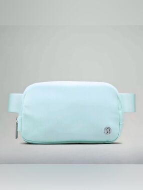 NWT Lululemon Mint Green Everywhere Belt Bag - 1L